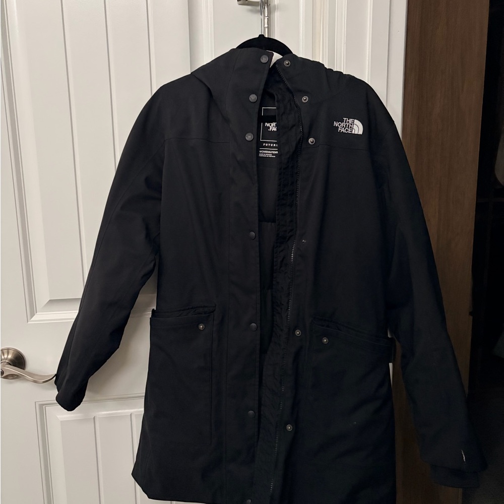 The North Face Woman’s Black Jacket